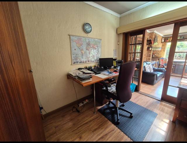 4 BEDROOM HOUSE FOR SALE IN VANDERBIJLPARK SE 2